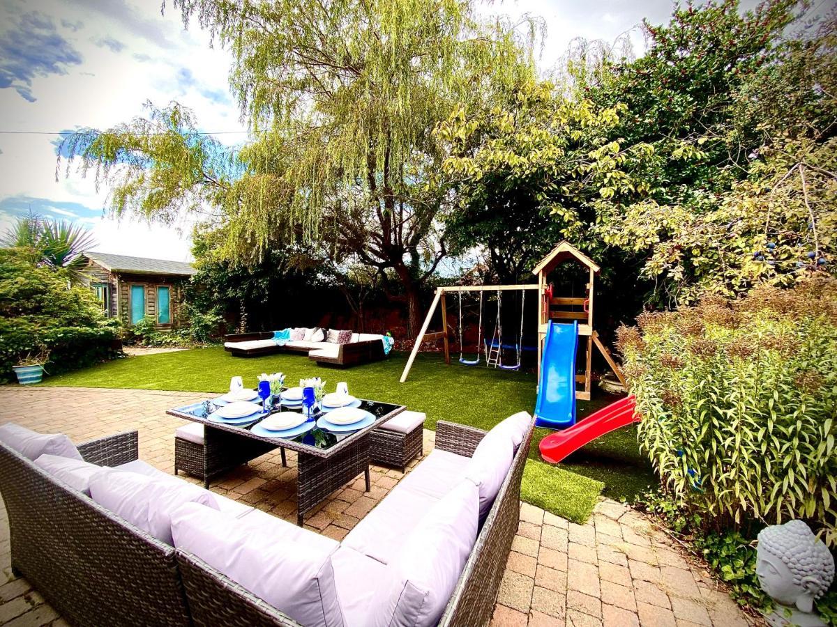 Beautiful Hot Tub Suite In Lytham St Annes Bagian luar foto